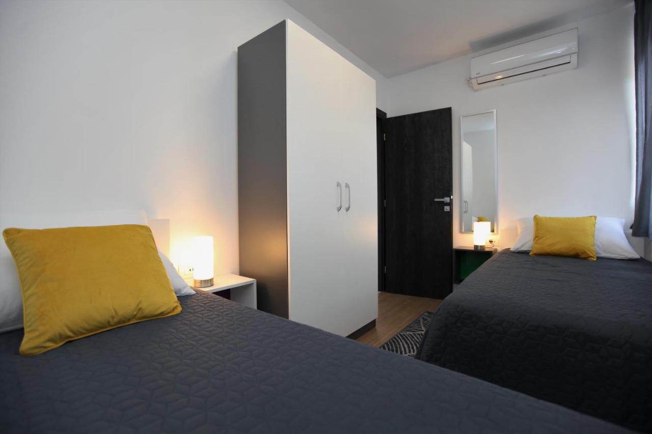Apartmani Ive Trogir Eksteriør bilde