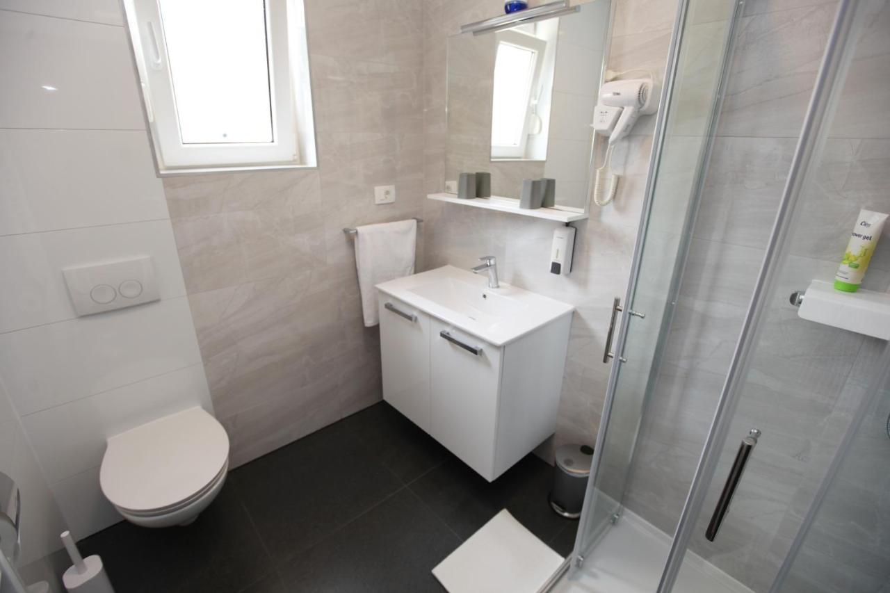 Apartmani Ive Trogir Eksteriør bilde