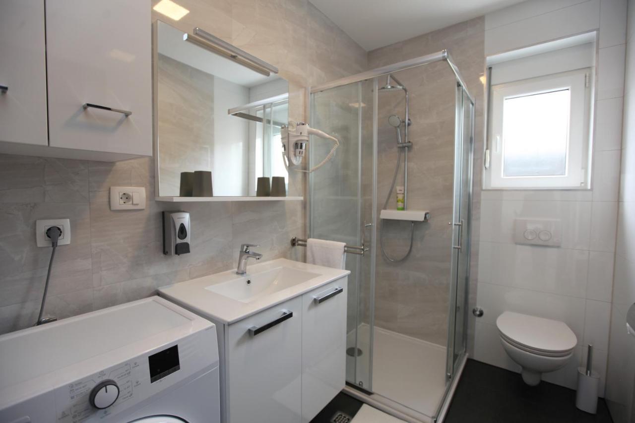 Apartmani Ive Trogir Eksteriør bilde