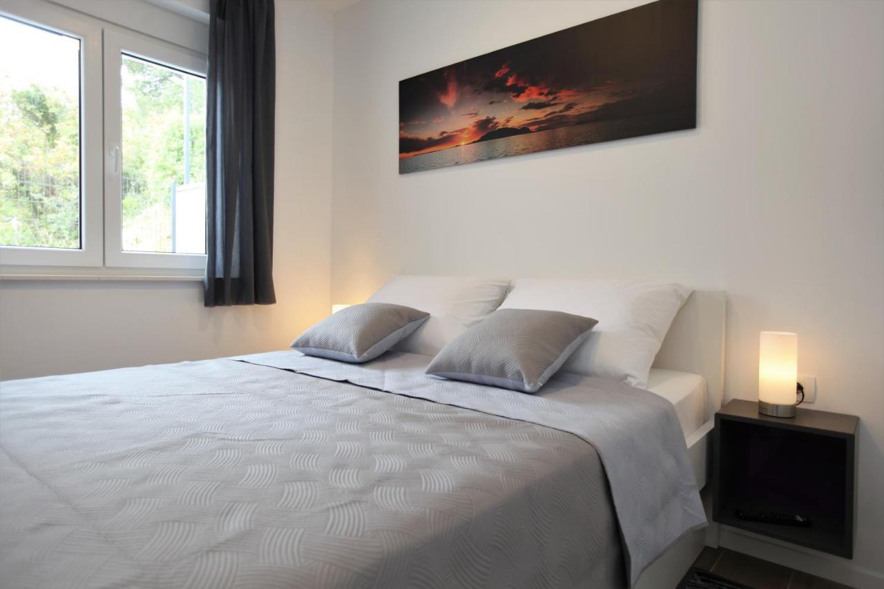 Apartmani Ive Trogir Eksteriør bilde