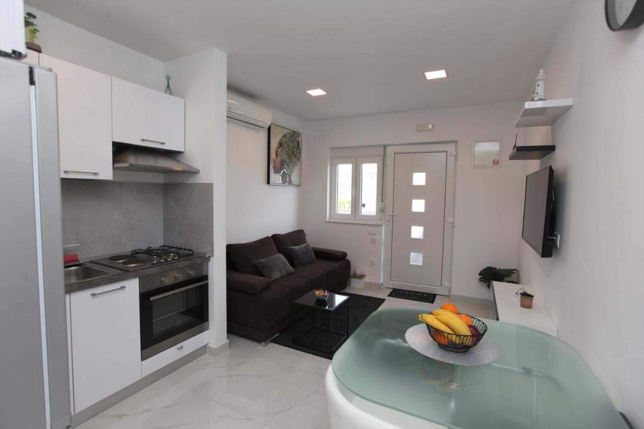 Apartmani Ive Trogir Eksteriør bilde